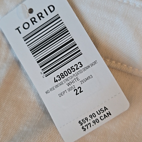 Torrid White Jean Skort Size 22 - Picture 6 of 8